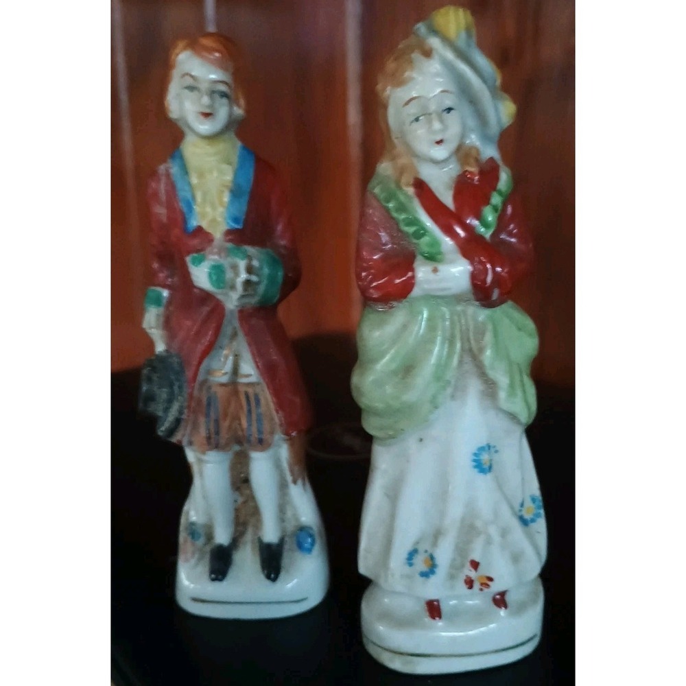 Vintage‎ Pair Of Figurines-Colonial Man & Woman-made In Japan
